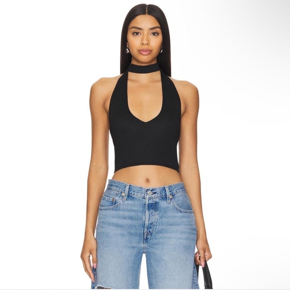 superdown Tops - Superdown Jessalyn Halter Top in Black halter neck